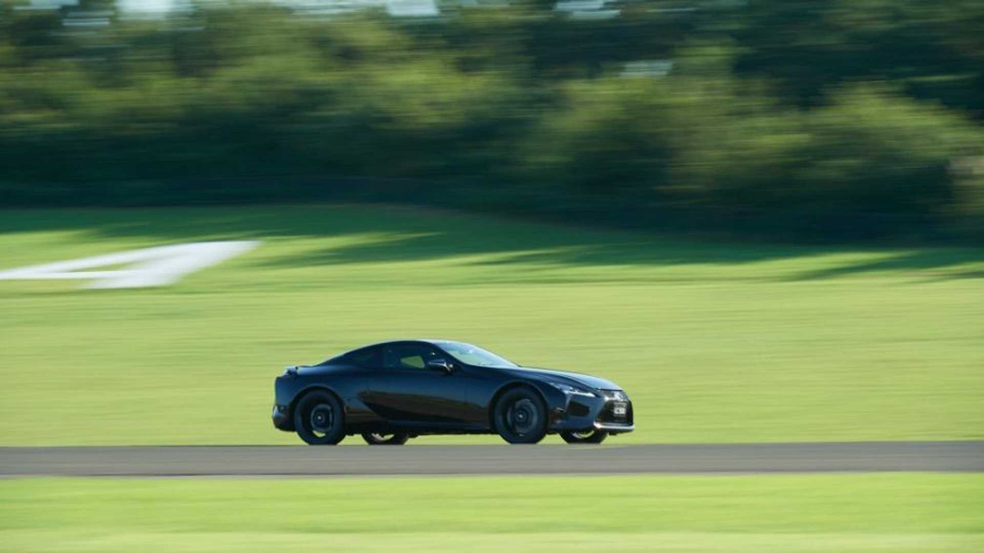 2020 - LEXUS LC AVIATION, foto 18