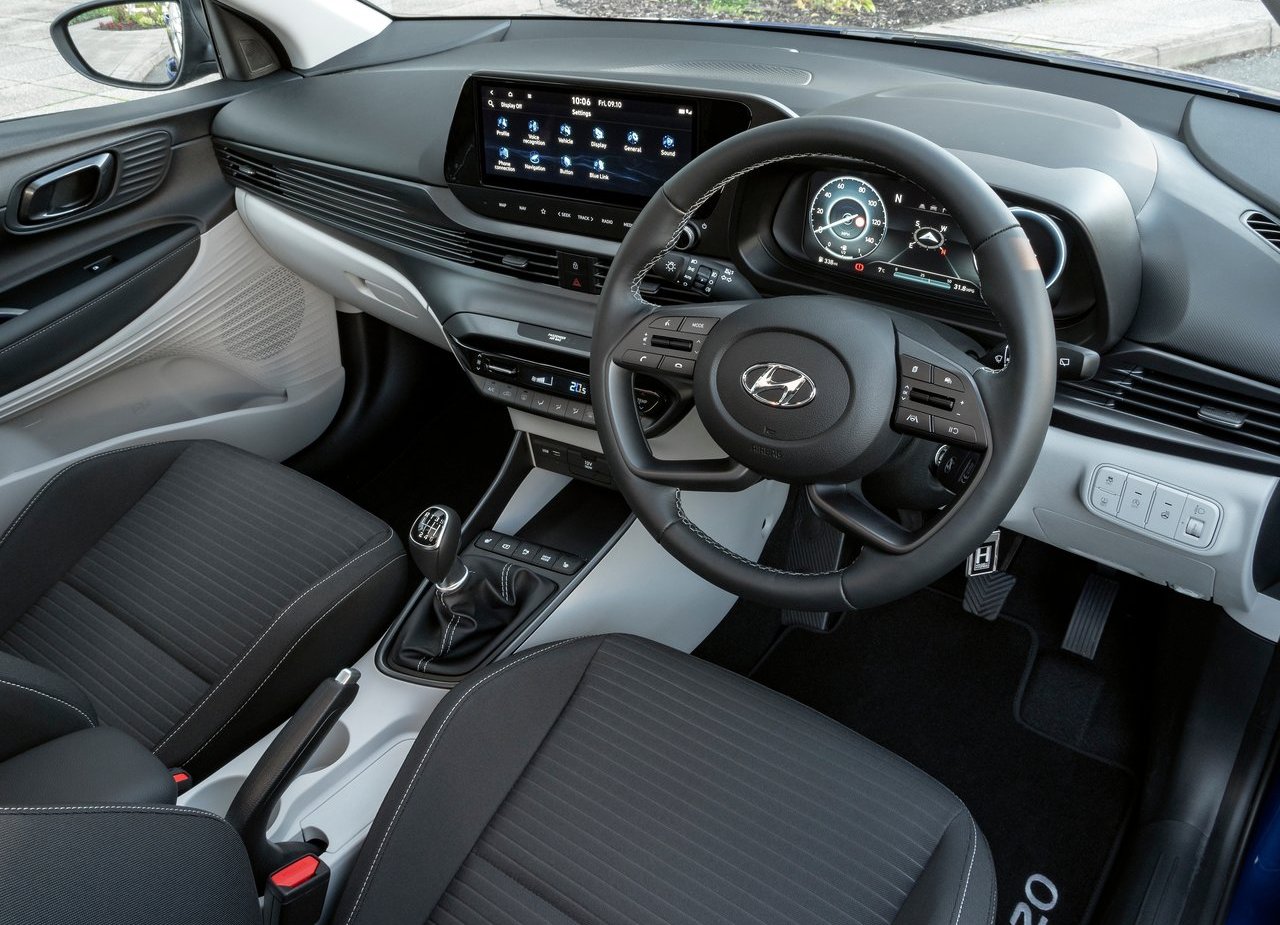 2021 - HYUNDAI i20 UK VERSION, foto 15