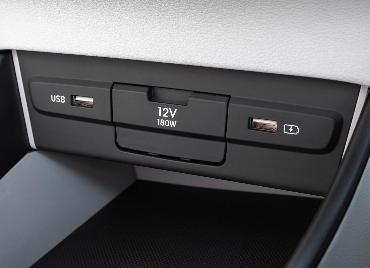 2021 - HYUNDAI i20 UK VERSION, foto 23