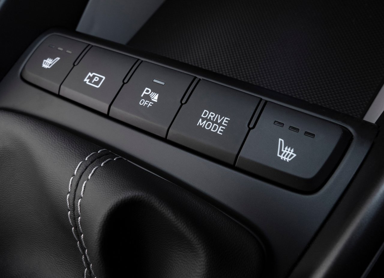 2021 - HYUNDAI i20 UK VERSION, foto 24