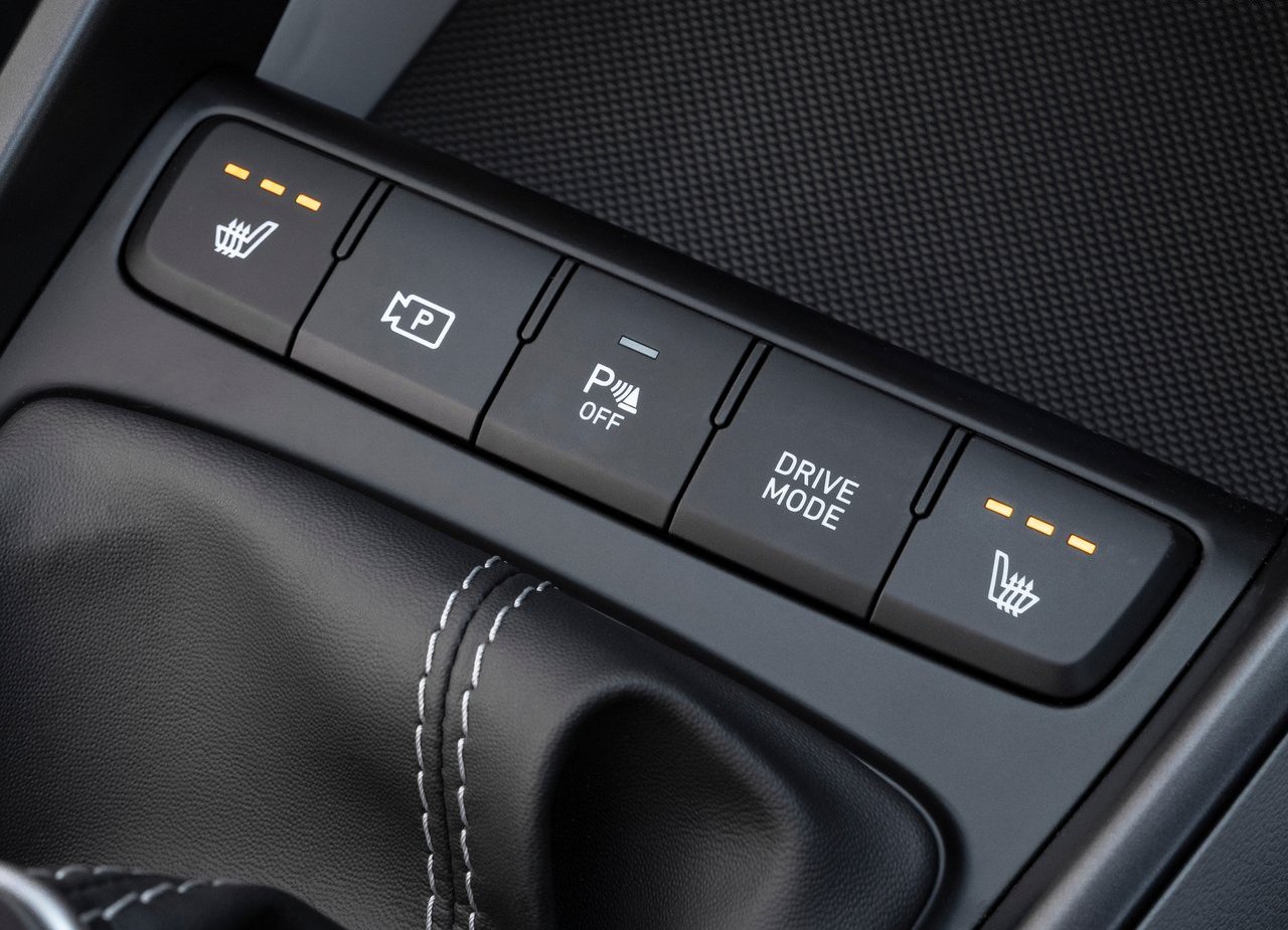 2021 - HYUNDAI i20 UK VERSION, foto 25