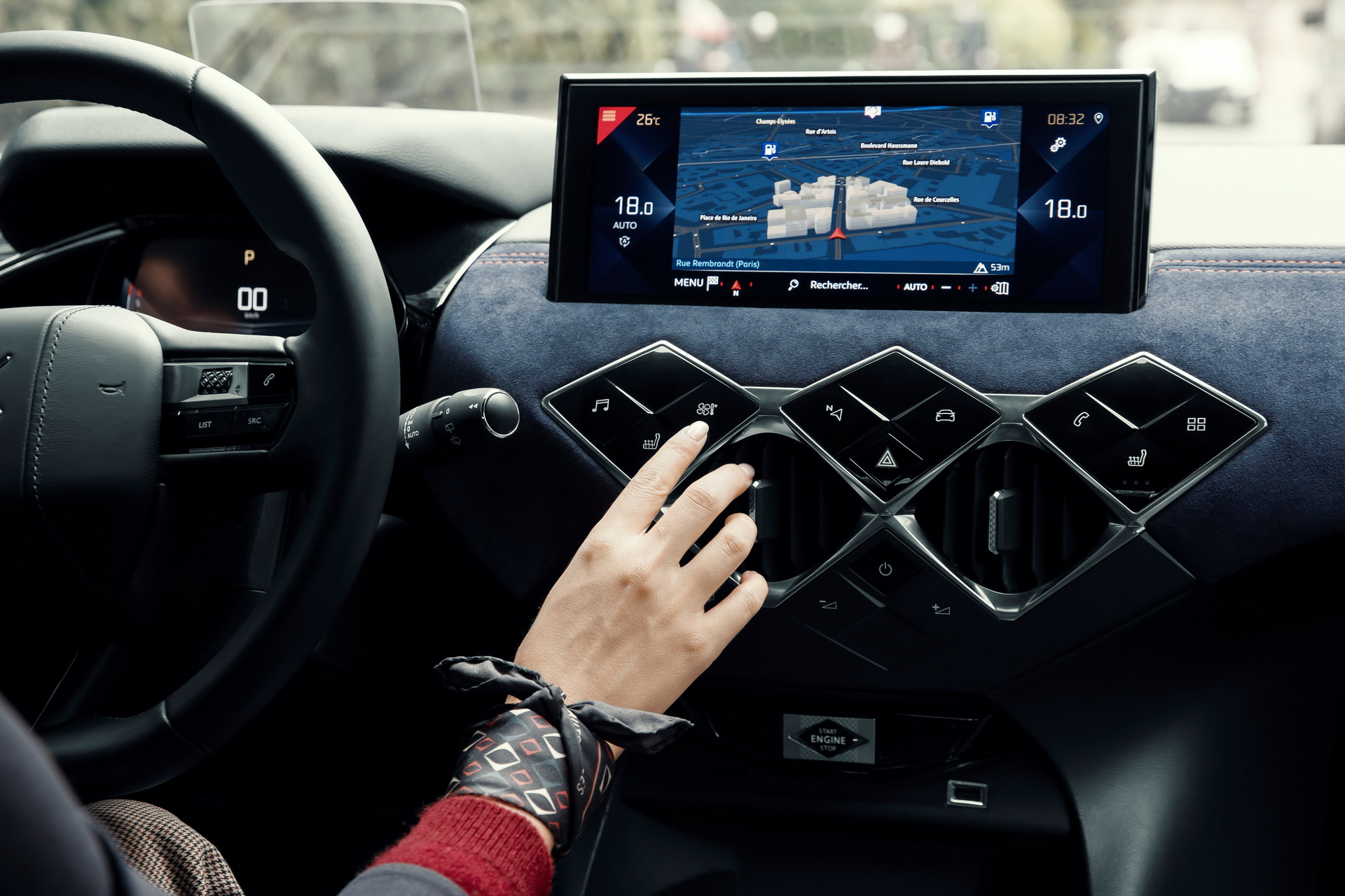 DS 3 CROSSBACK INES DE LA FRESSANGE PARIS, foto 3