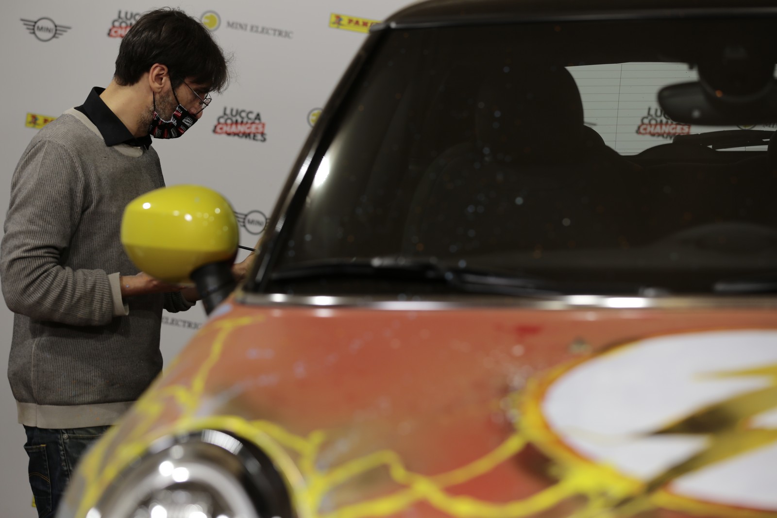 MINI COOPER SE ‘THE FLASH’ TRIBUTE, foto 18