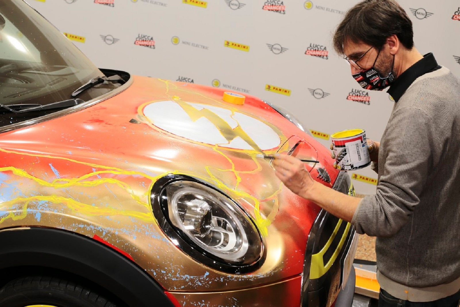 MINI COOPER SE ‘THE FLASH’ TRIBUTE, foto 21