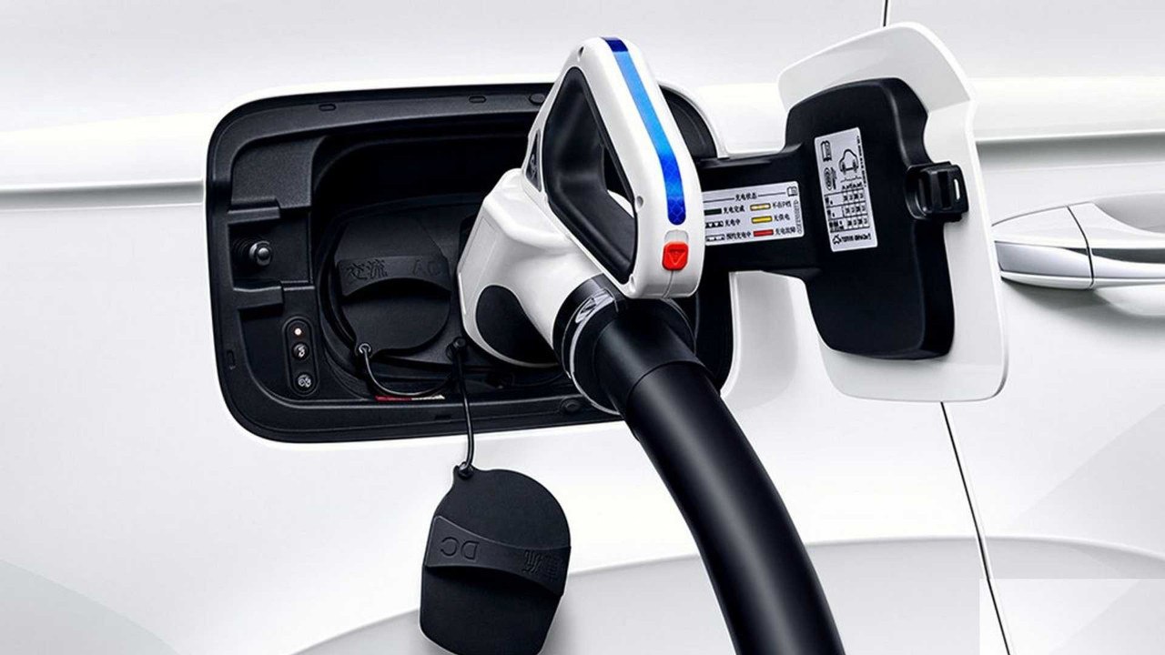 2021 - VOLKSWAGEN e-THARU, foto 5