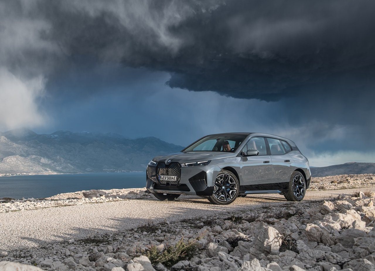 BMW iX, foto 28