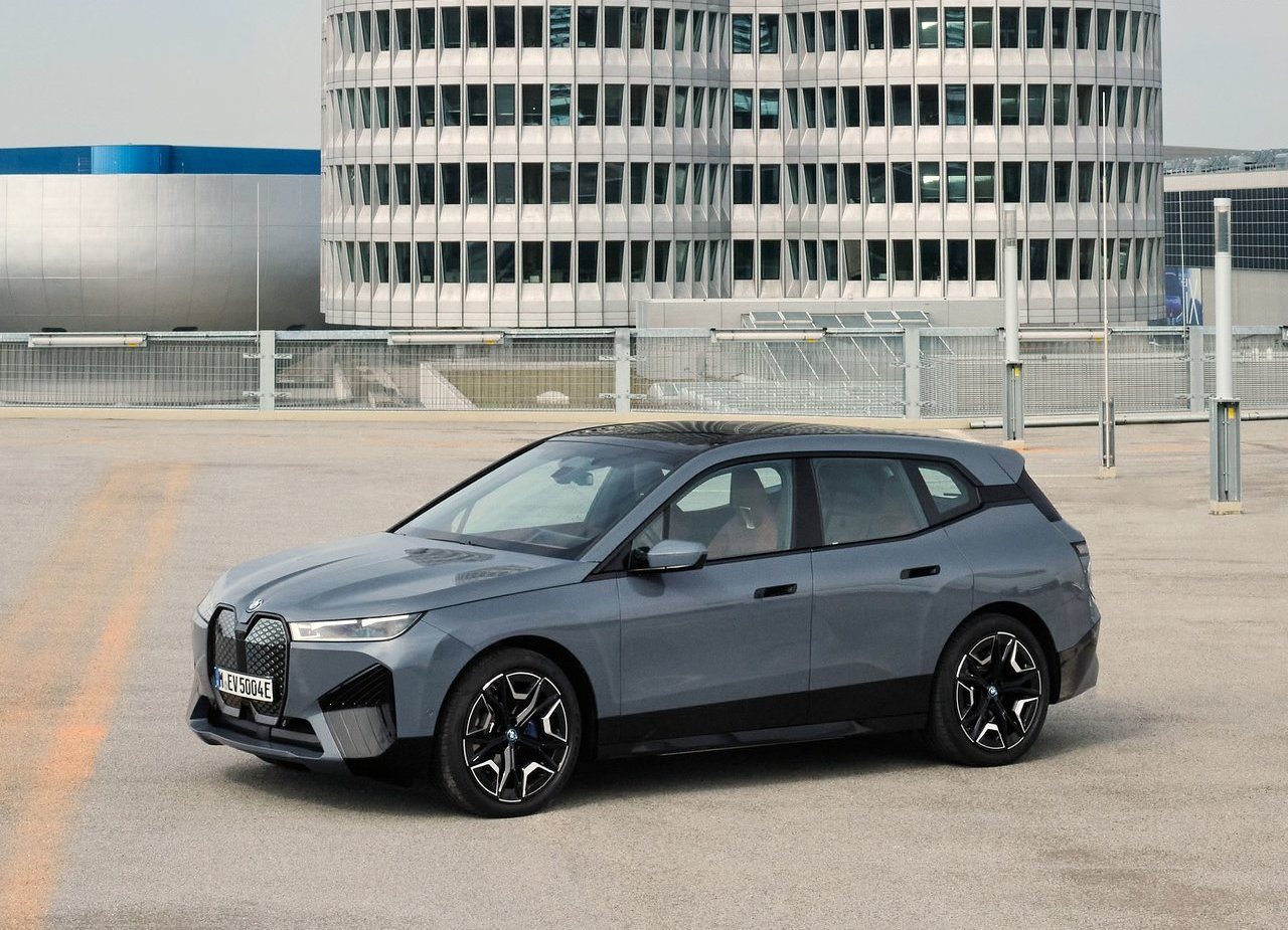 BMW iX, foto 29