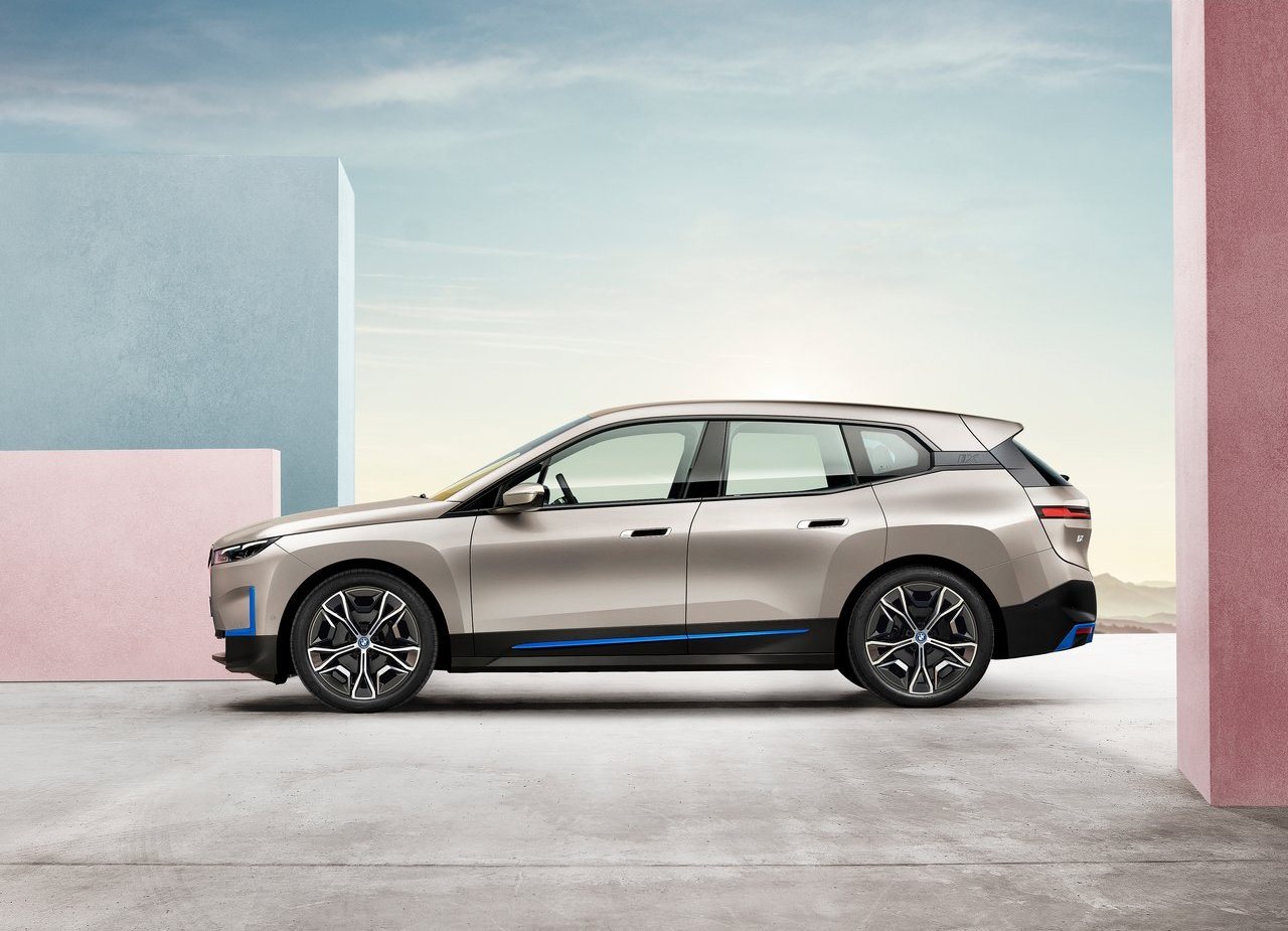 BMW iX, foto 53