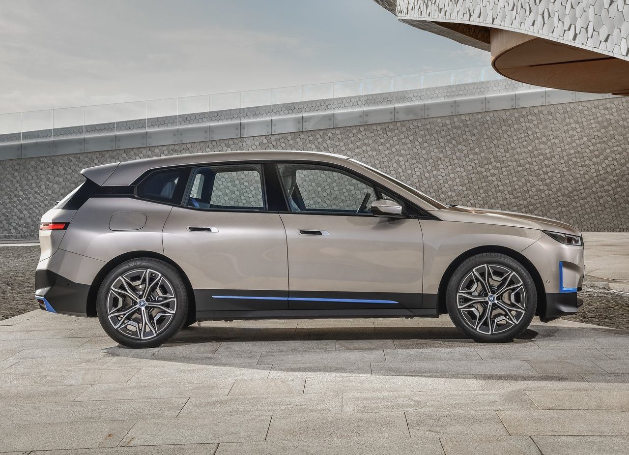 BMW iX, foto 55
