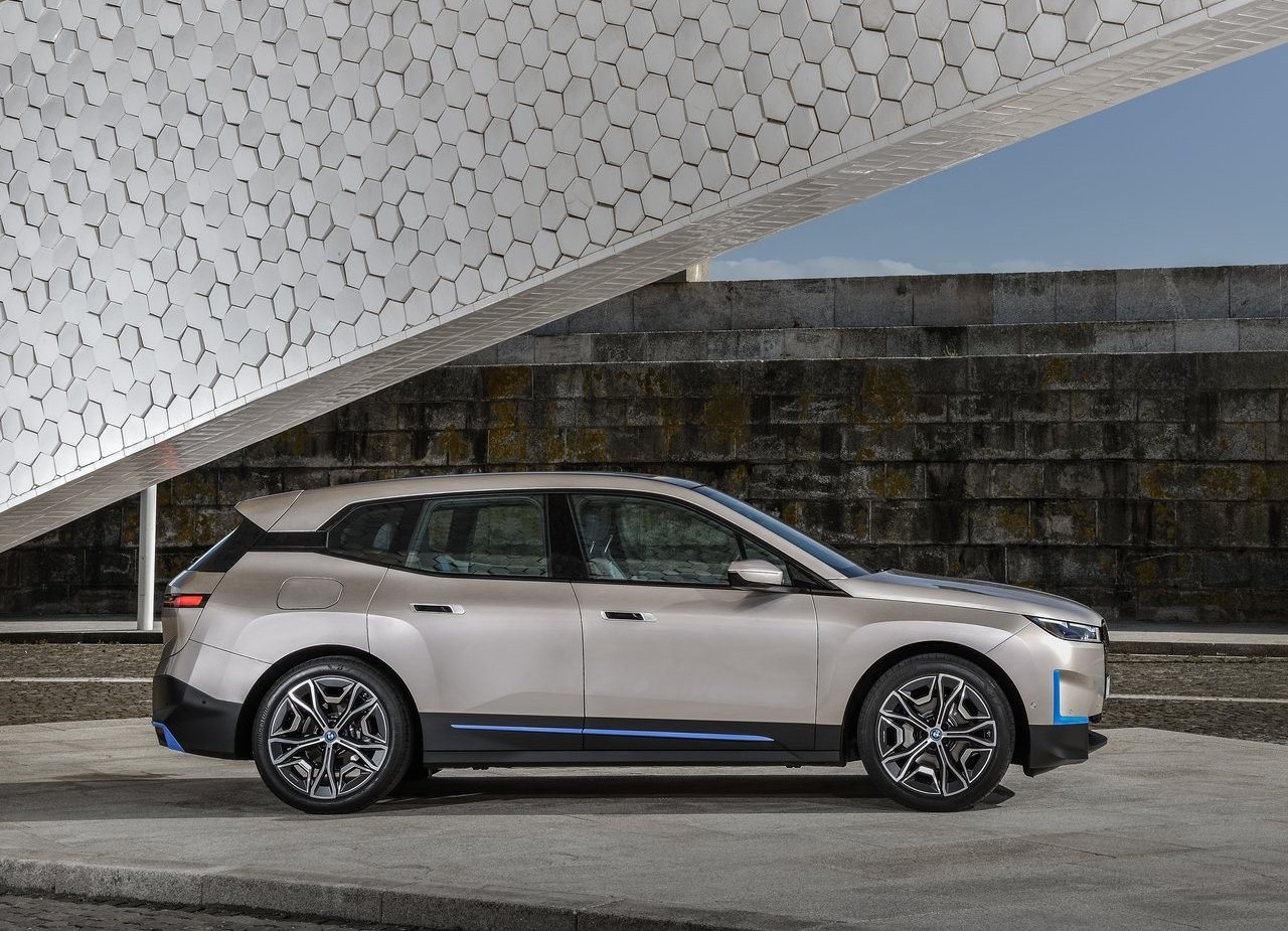 BMW iX, foto 56