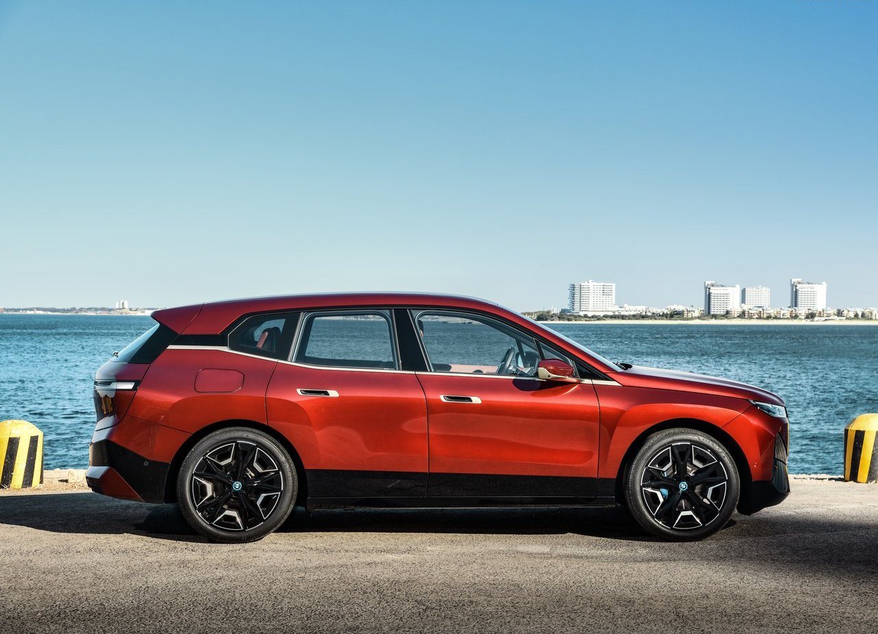 BMW iX, foto 61