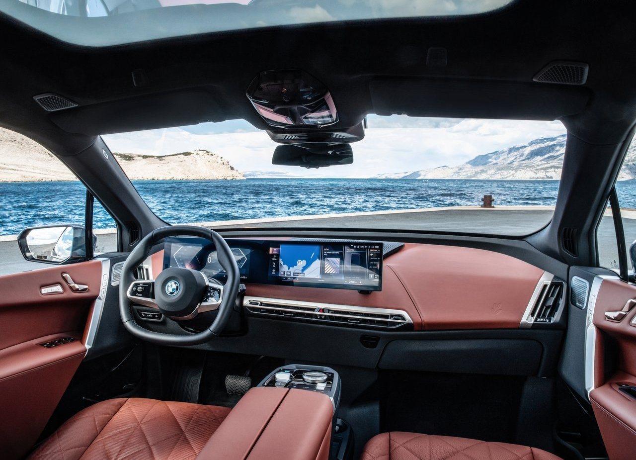 BMW iX, foto 126