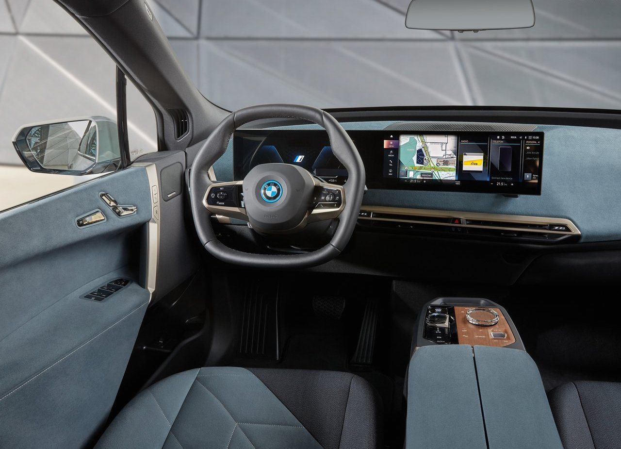 BMW iX, foto 128