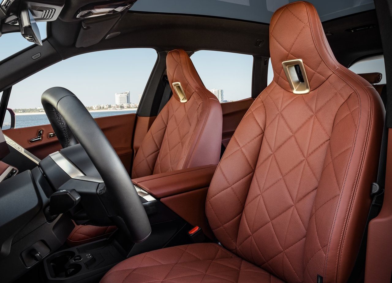 BMW iX, foto 147