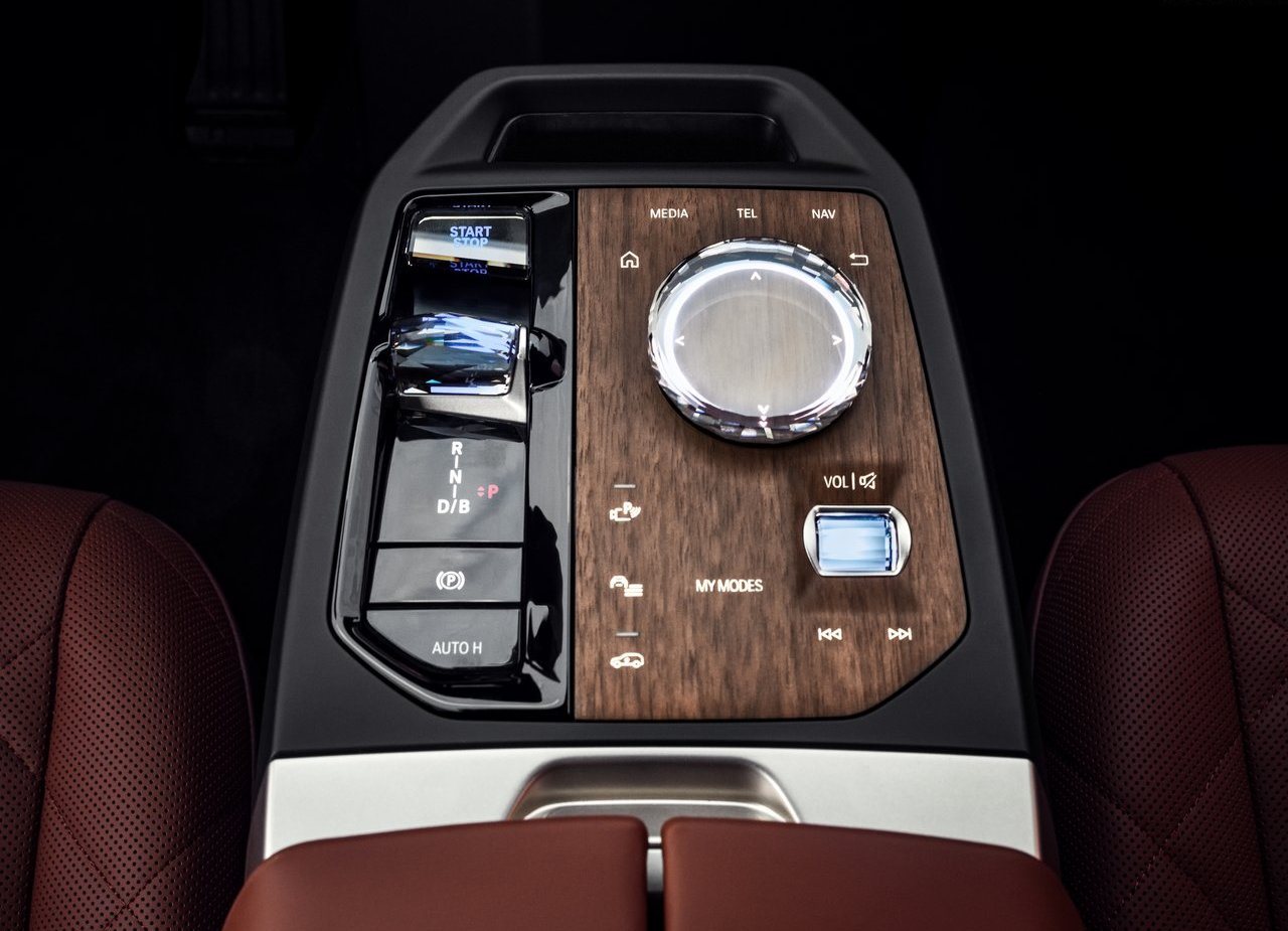 BMW iX, foto 155