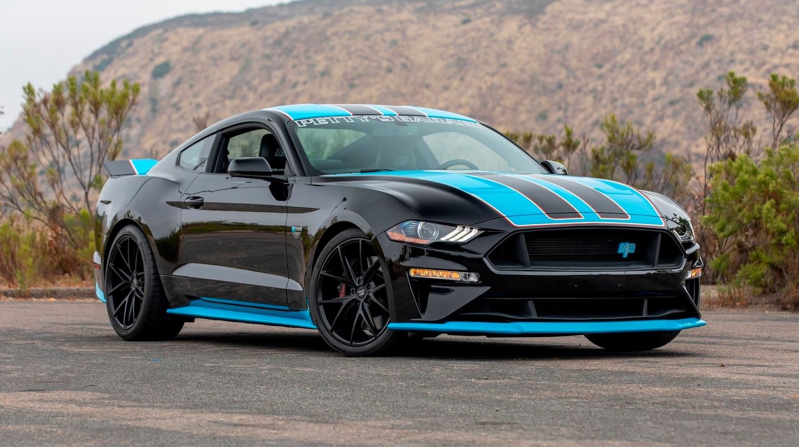 2018 - FORD MUSTANG GARAGE WARRIOR EDITION, foto 2