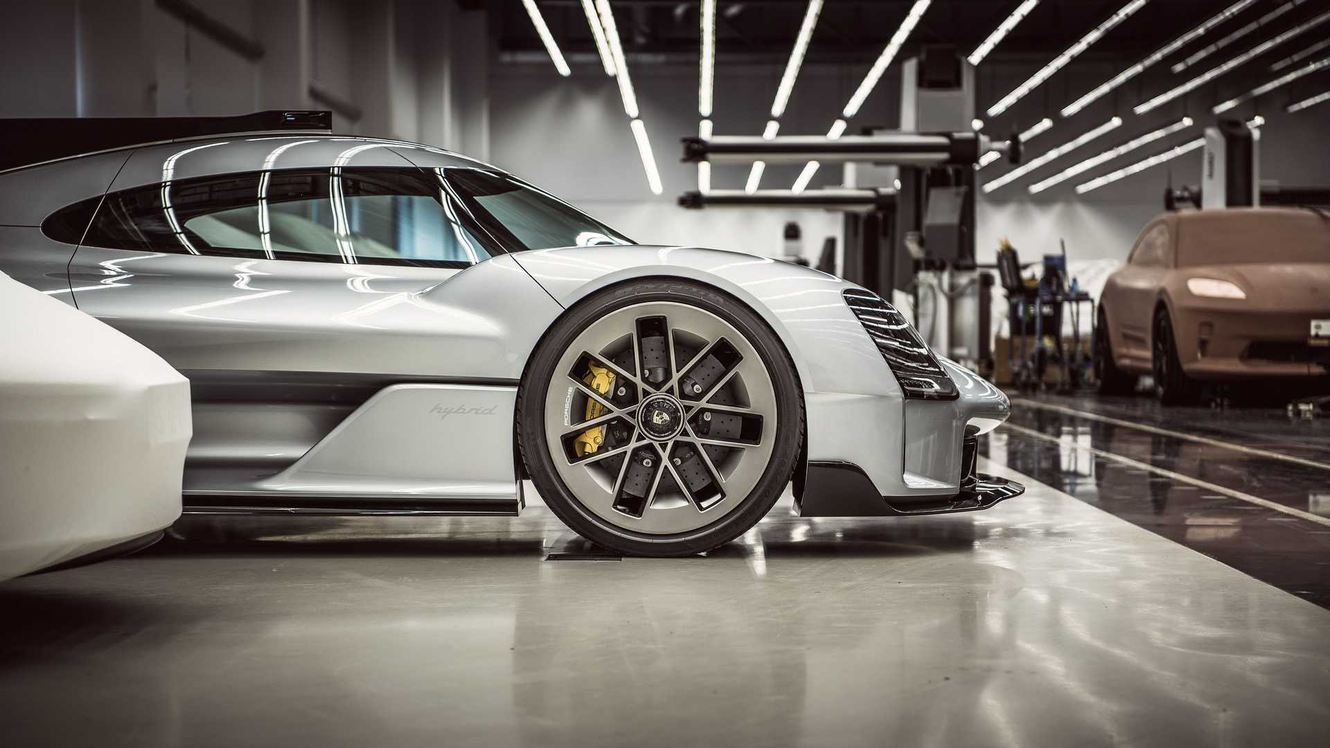 2017 - PORSCHE 919 STREET CONCEPT, foto 6