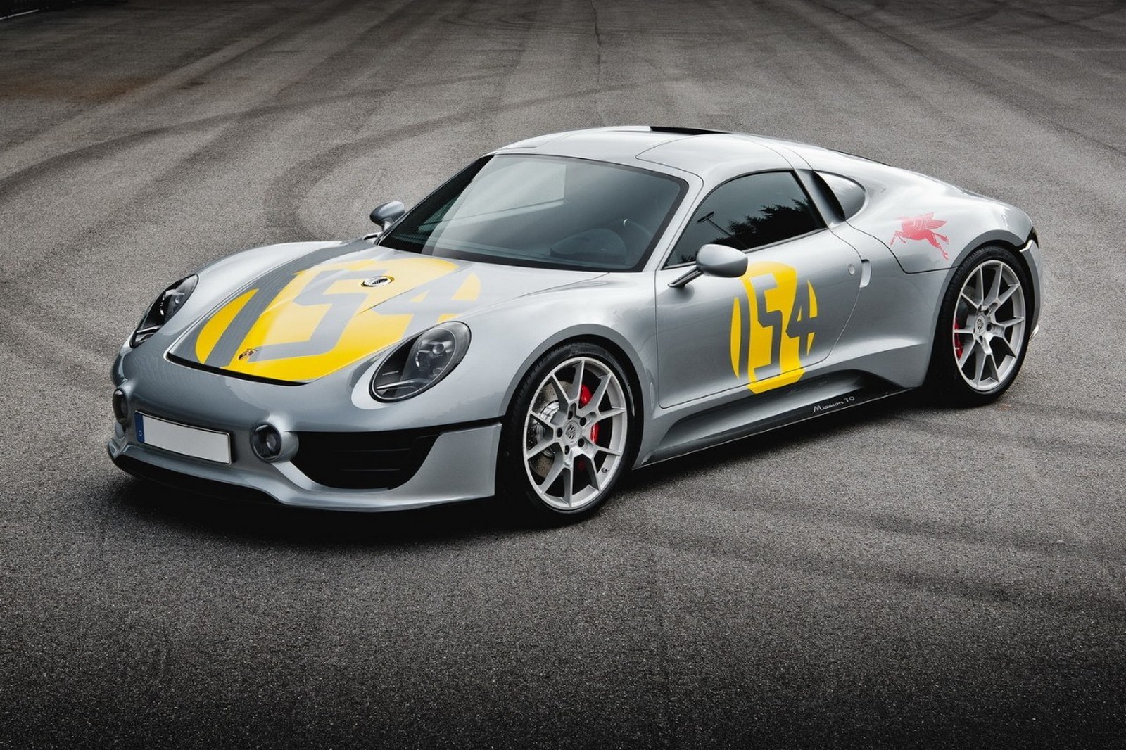 2016 - PORSCHE LE MANS LIVING LEGEND CONCEPT, foto 1