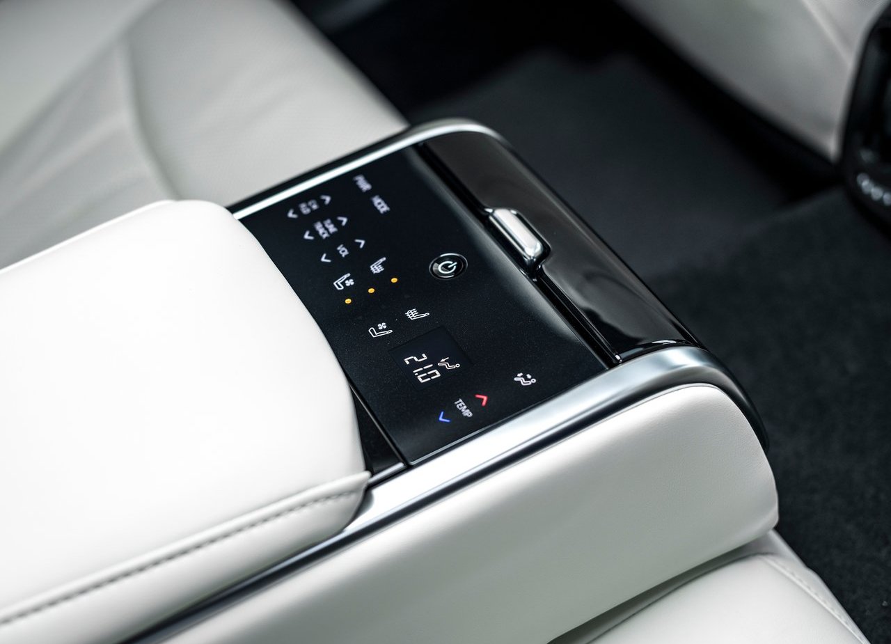 TOYOTA MIRAI, foto 123