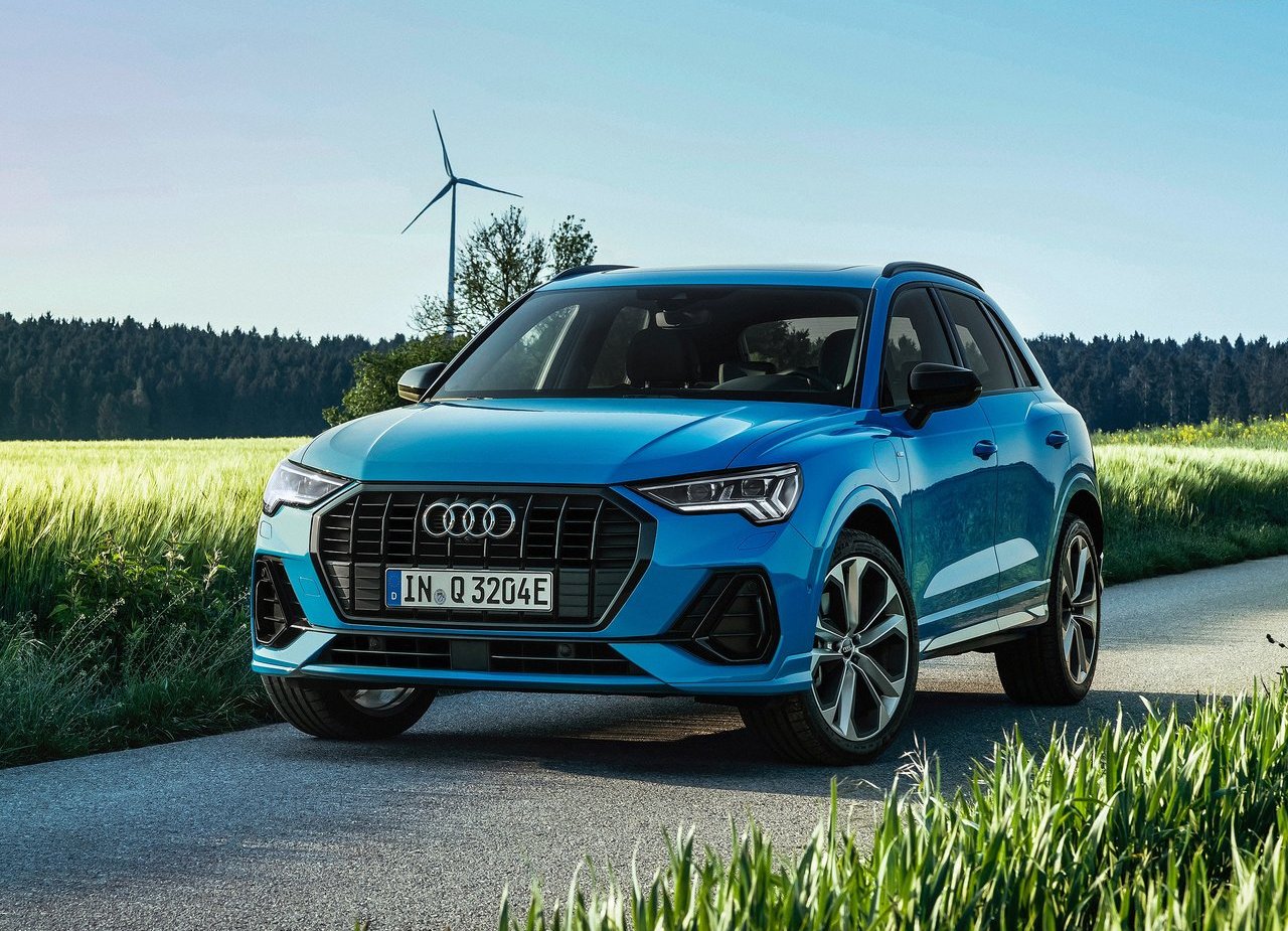 AUDI Q3 45 TFSIe, foto 2