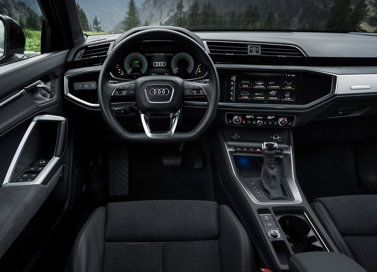 AUDI Q3 45 TFSIe, foto 29