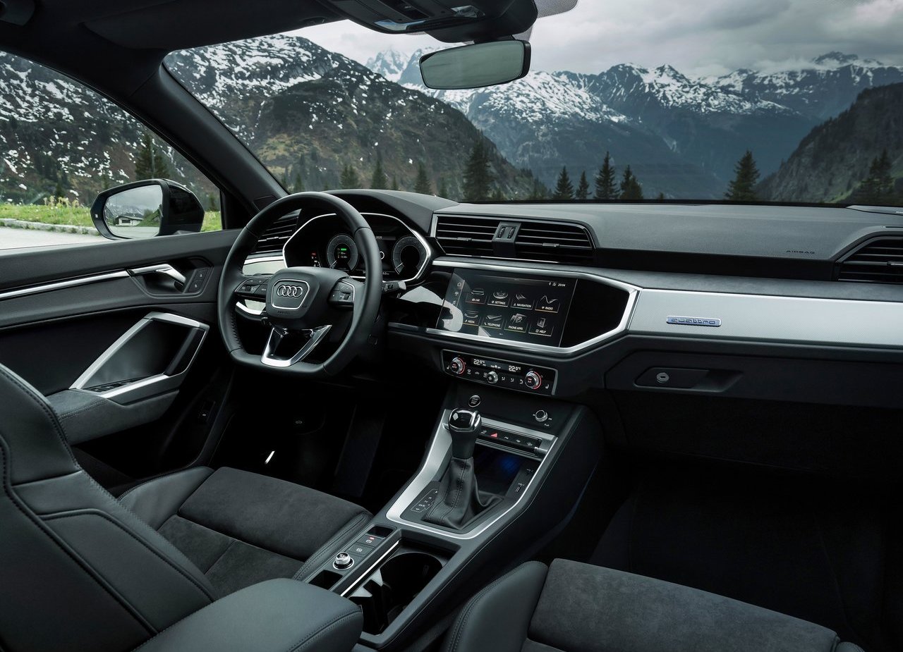 AUDI Q3 45 TFSIe, foto 30