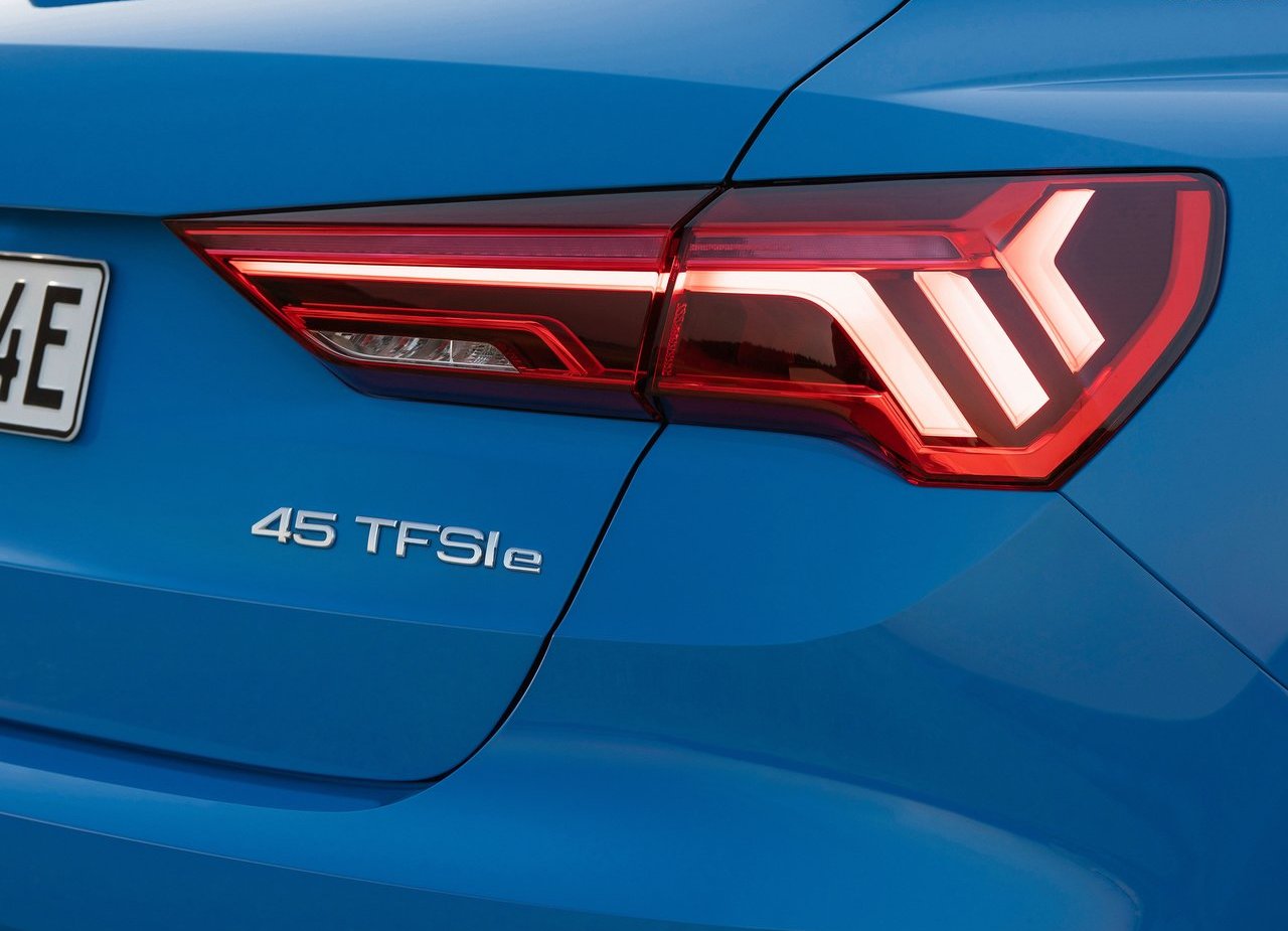 AUDI Q3 45 TFSIe, foto 34