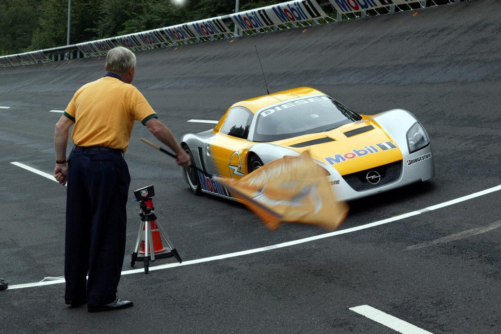 2003 - OPEL ECO SPEEDSTER CONCEPT, foto 15