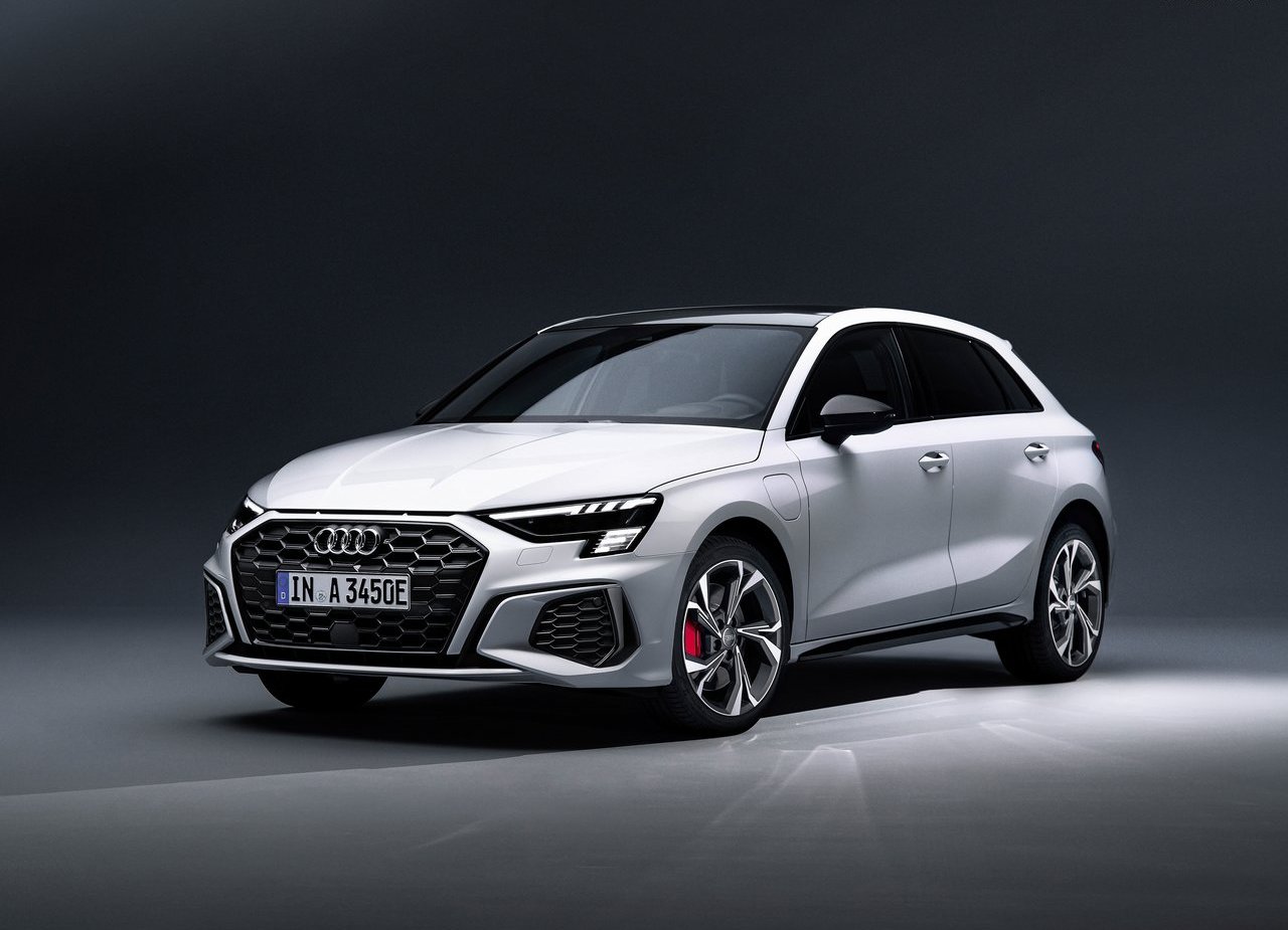 2021 - AUDI A3 SPORTBACK 45 TFSIe, foto 1