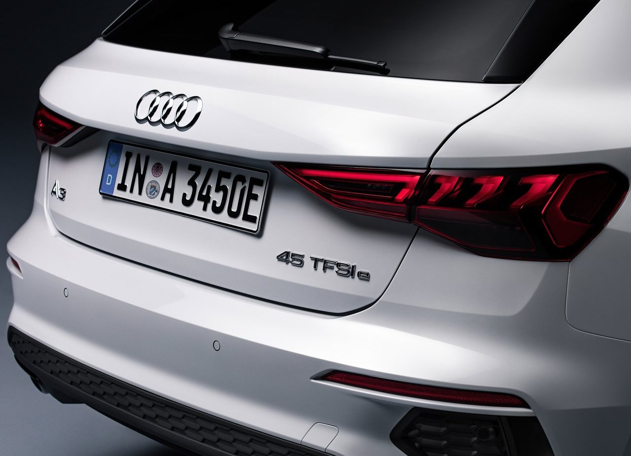 2021 - AUDI A3 SPORTBACK 45 TFSIe, foto 11