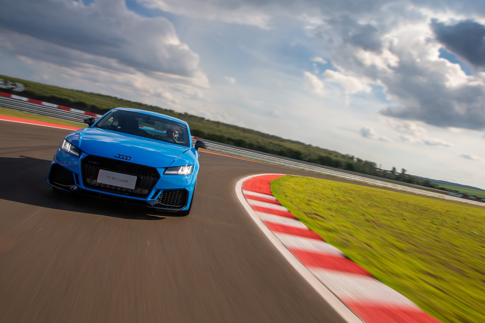 2020 - AUDI TT-RS COUPE BRASIL, foto 14