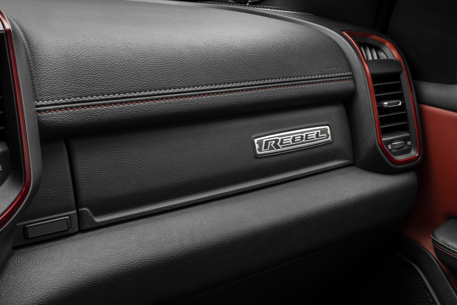 2021 - RAM 1500 REBEL, foto 48