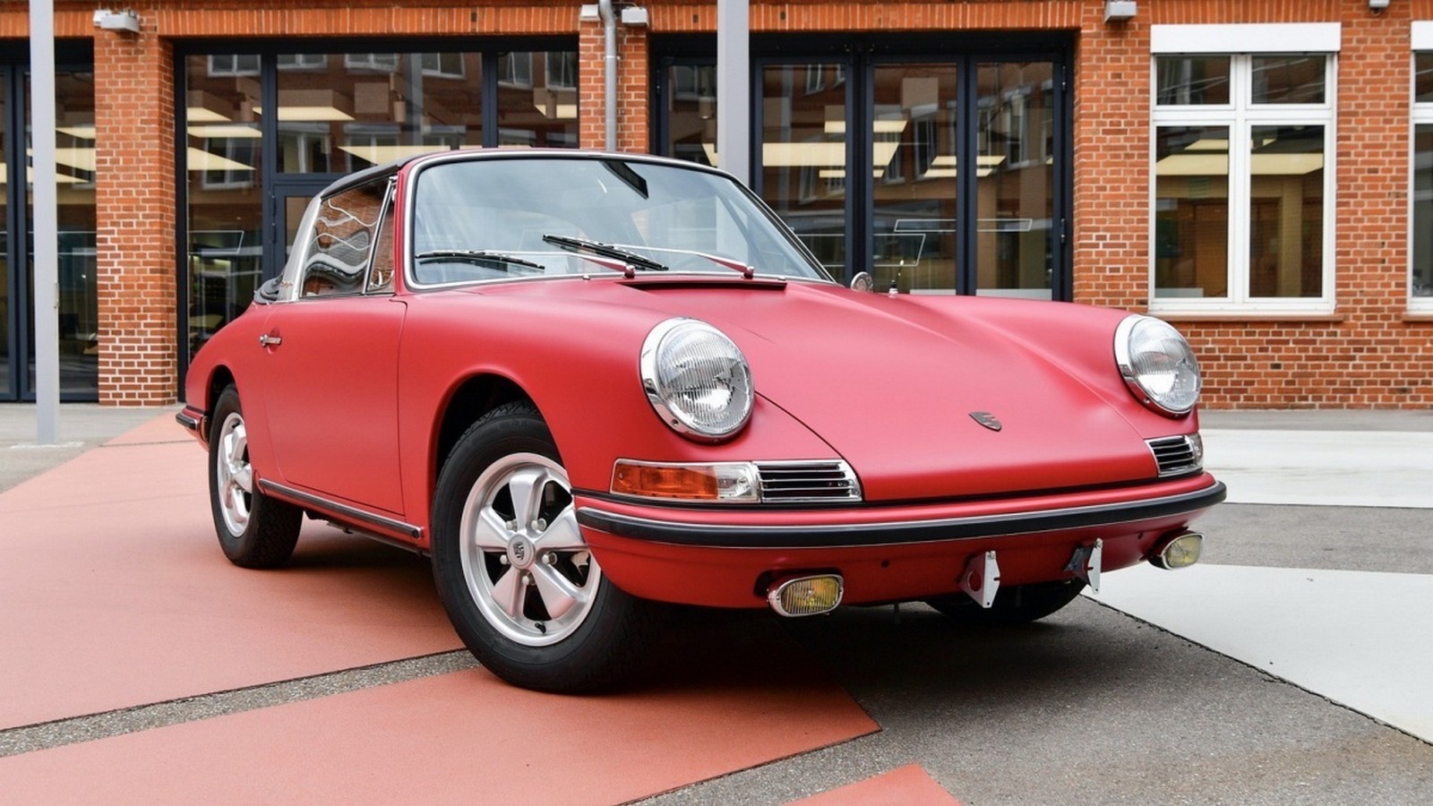 1967 - PORSCHE 911 S TARGA BY PORSCHE CLASSIC, foto 1