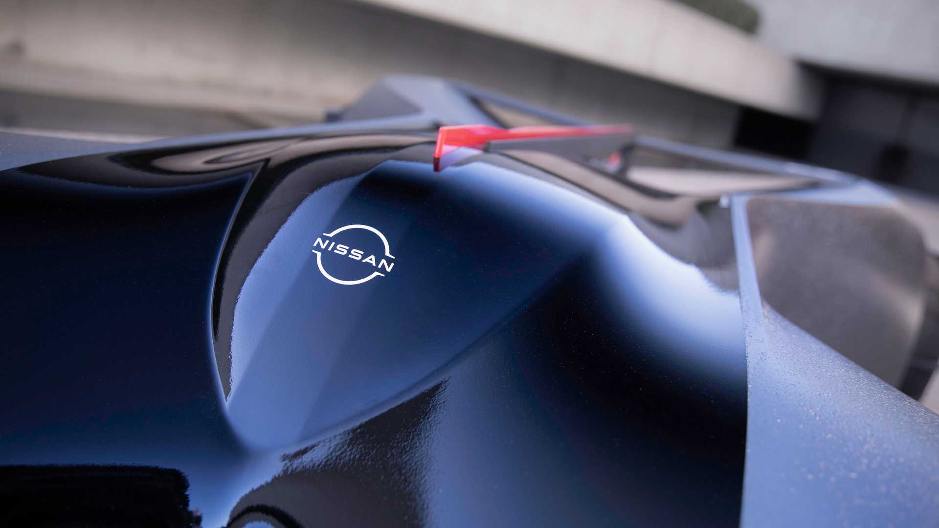 NISSAN GTR (X) 2050 CONCEPT, foto 33