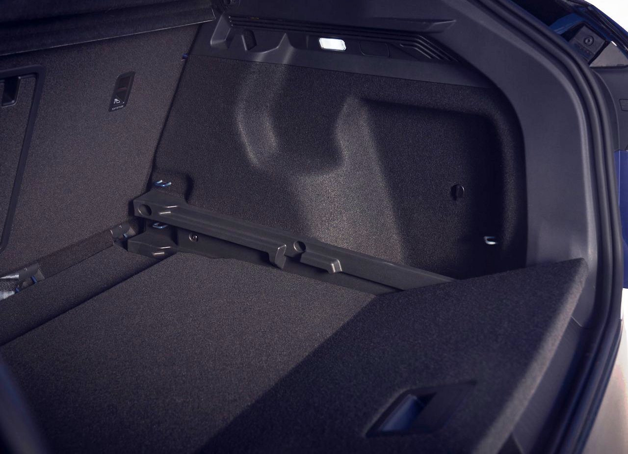 2021 - VOLKSWAGEN ID.4 US VERSION, foto 187