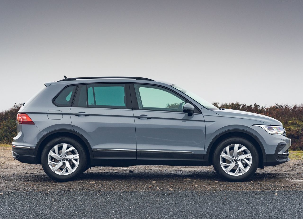 2021 - VOLKSWAGEN TIGUAN UK VERSION, foto 12