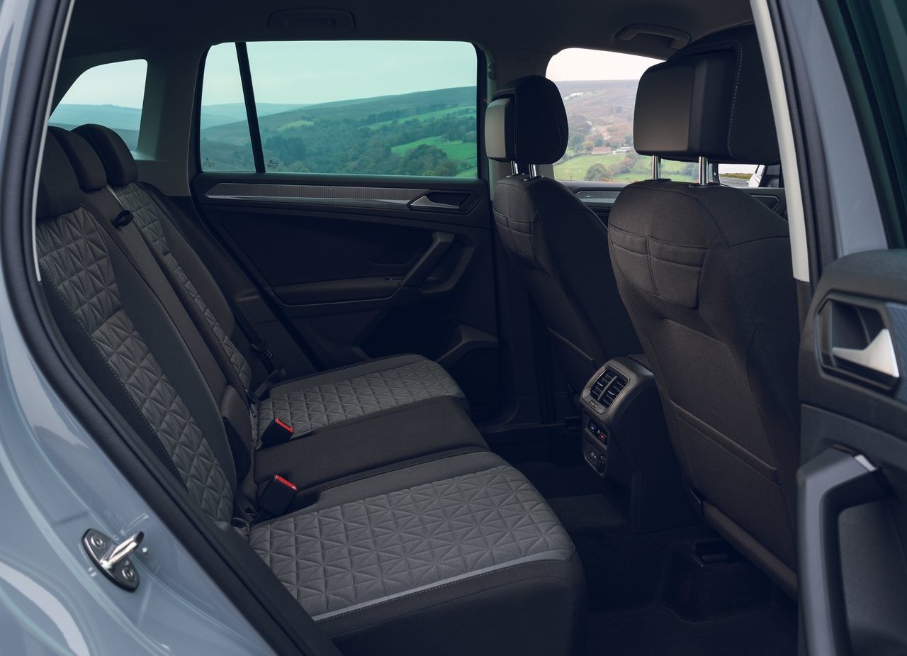 2021 - VOLKSWAGEN TIGUAN UK VERSION, foto 32