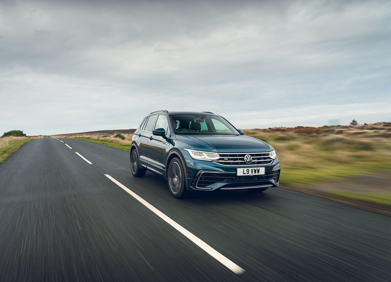 2021 - VOLKSWAGEN TIGUAN R-LINE UK VERSION, foto 17