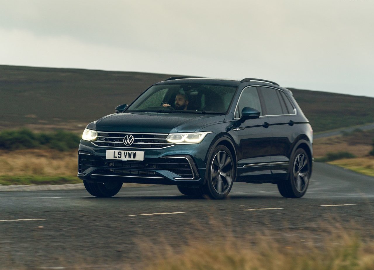 2021 - VOLKSWAGEN TIGUAN R-LINE UK VERSION, foto 18