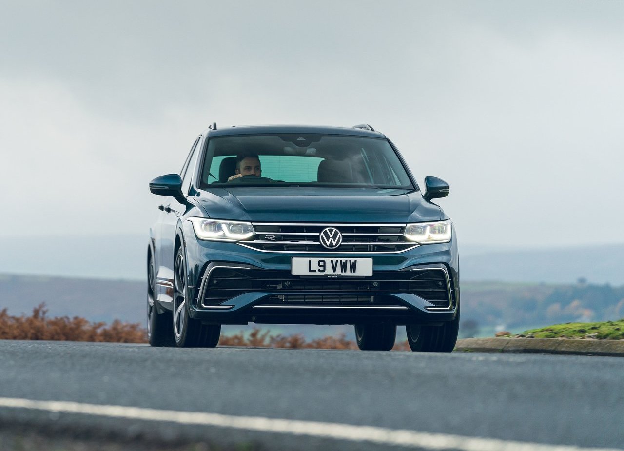 2021 - VOLKSWAGEN TIGUAN R-LINE UK VERSION, foto 21
