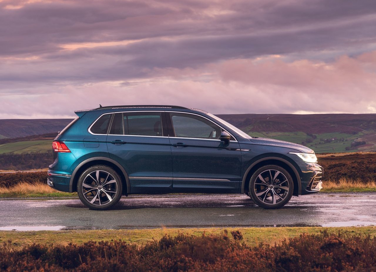 2021 - VOLKSWAGEN TIGUAN R-LINE UK VERSION, foto 24
