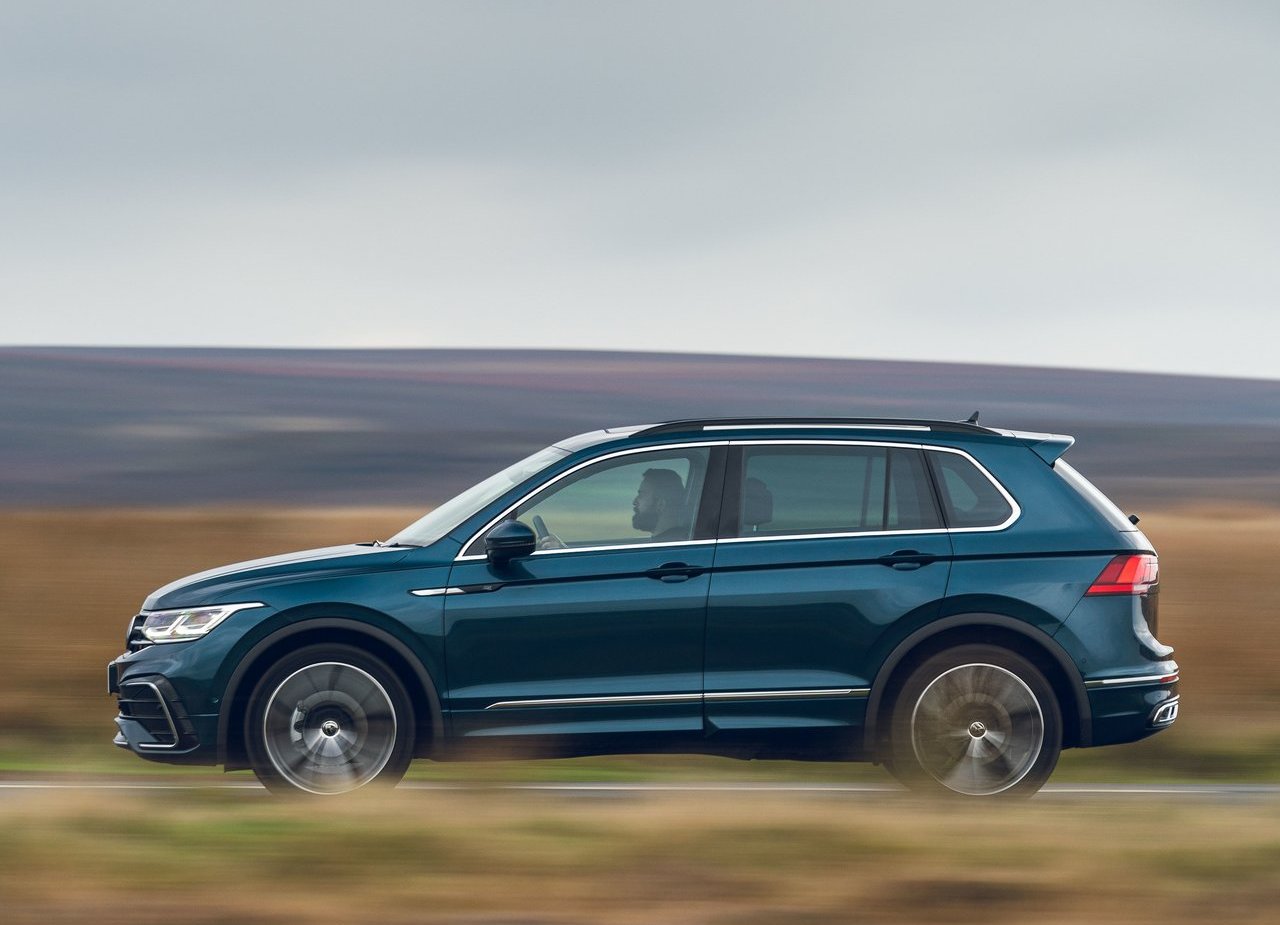 2021 - VOLKSWAGEN TIGUAN R-LINE UK VERSION, foto 27