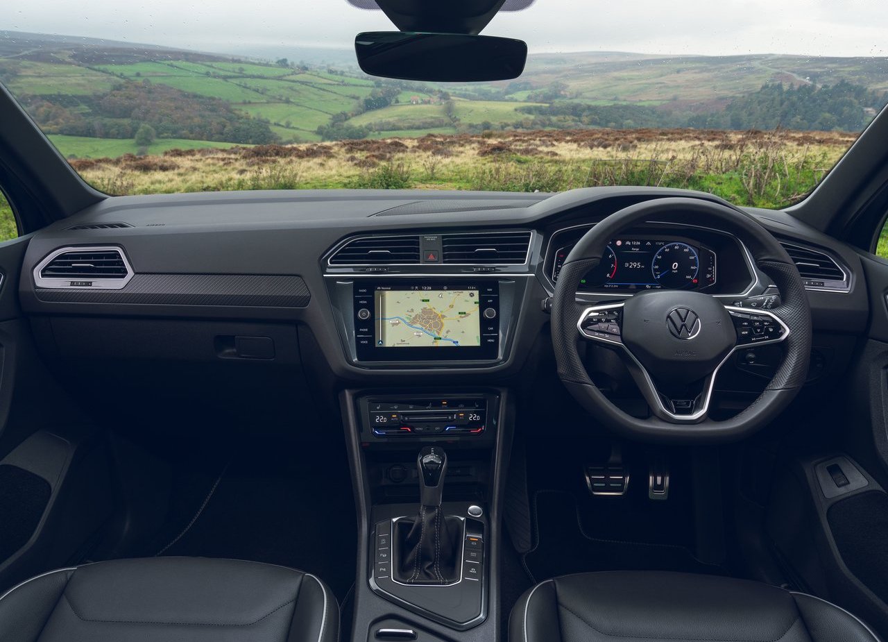 2021 - VOLKSWAGEN TIGUAN R-LINE UK VERSION, foto 51