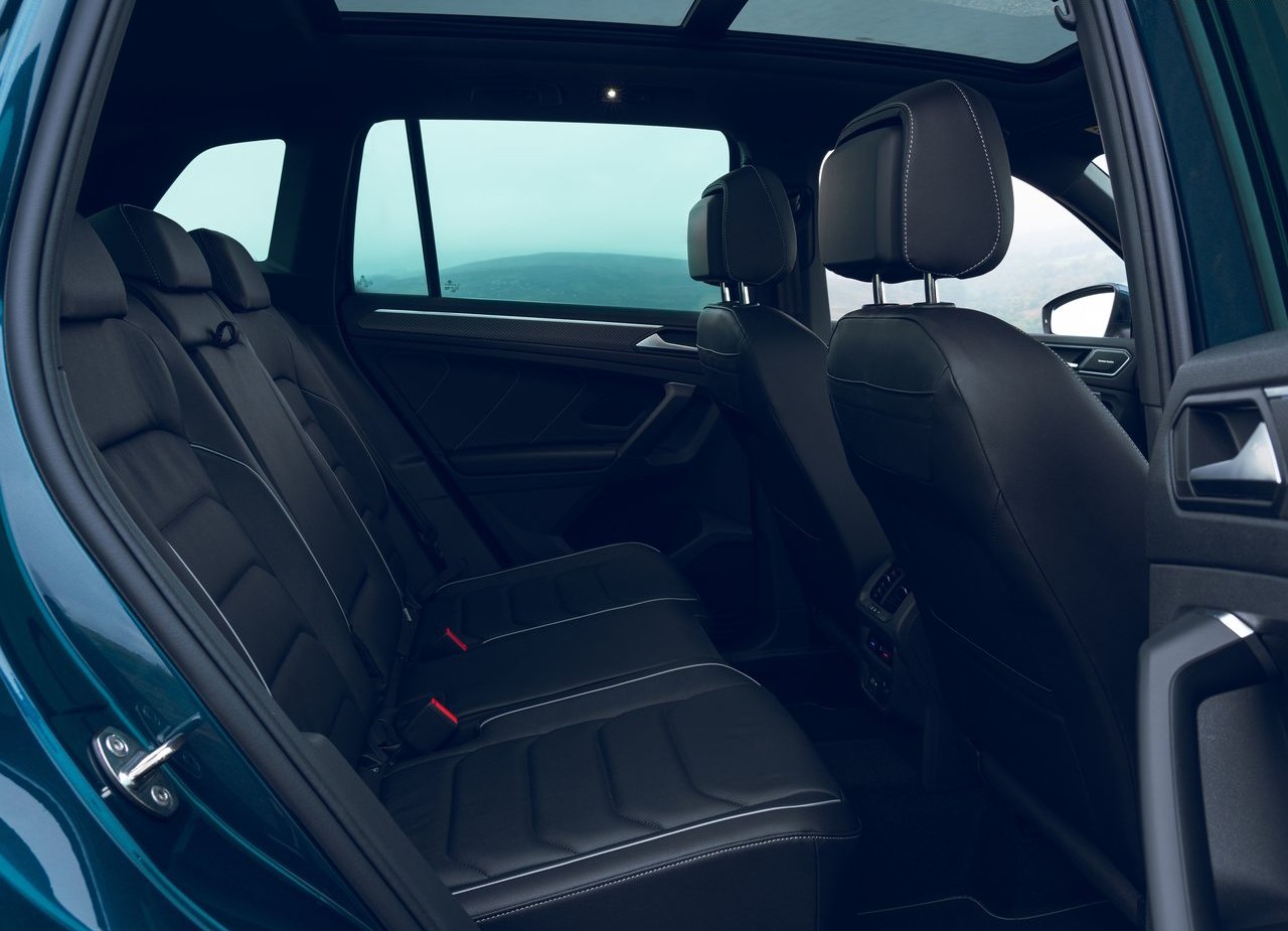 2021 - VOLKSWAGEN TIGUAN R-LINE UK VERSION, foto 53