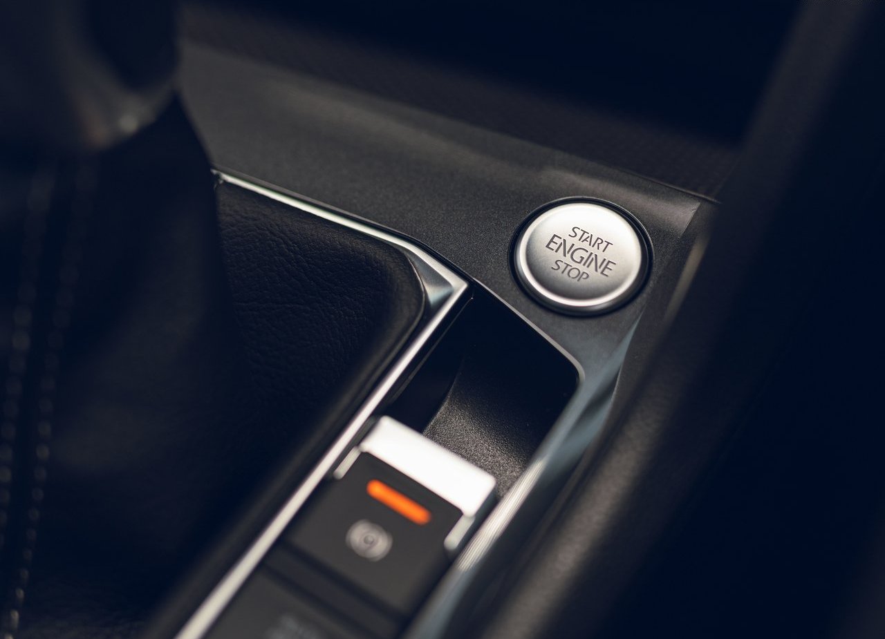 2021 - VOLKSWAGEN TIGUAN R-LINE UK VERSION, foto 67