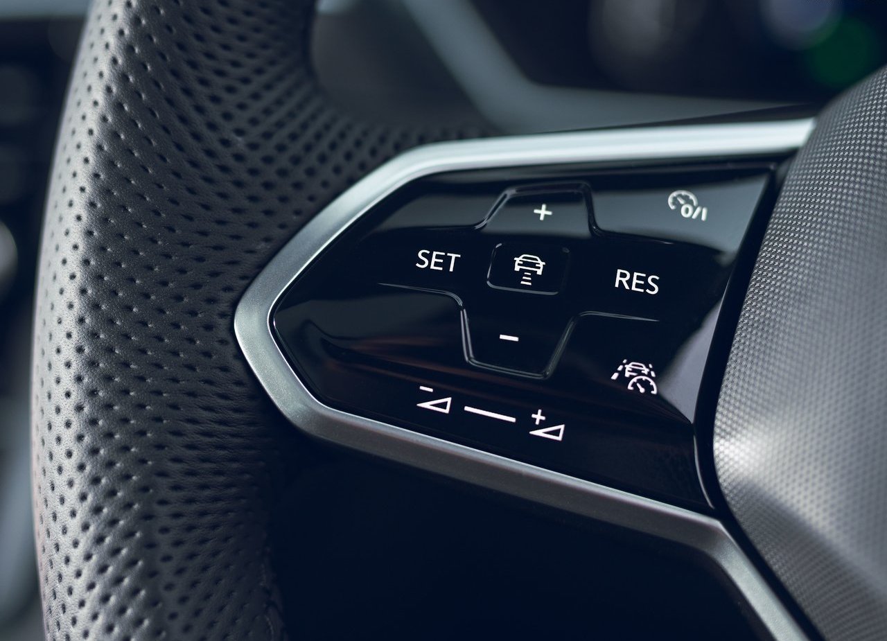 2021 - VOLKSWAGEN TIGUAN R-LINE UK VERSION, foto 71