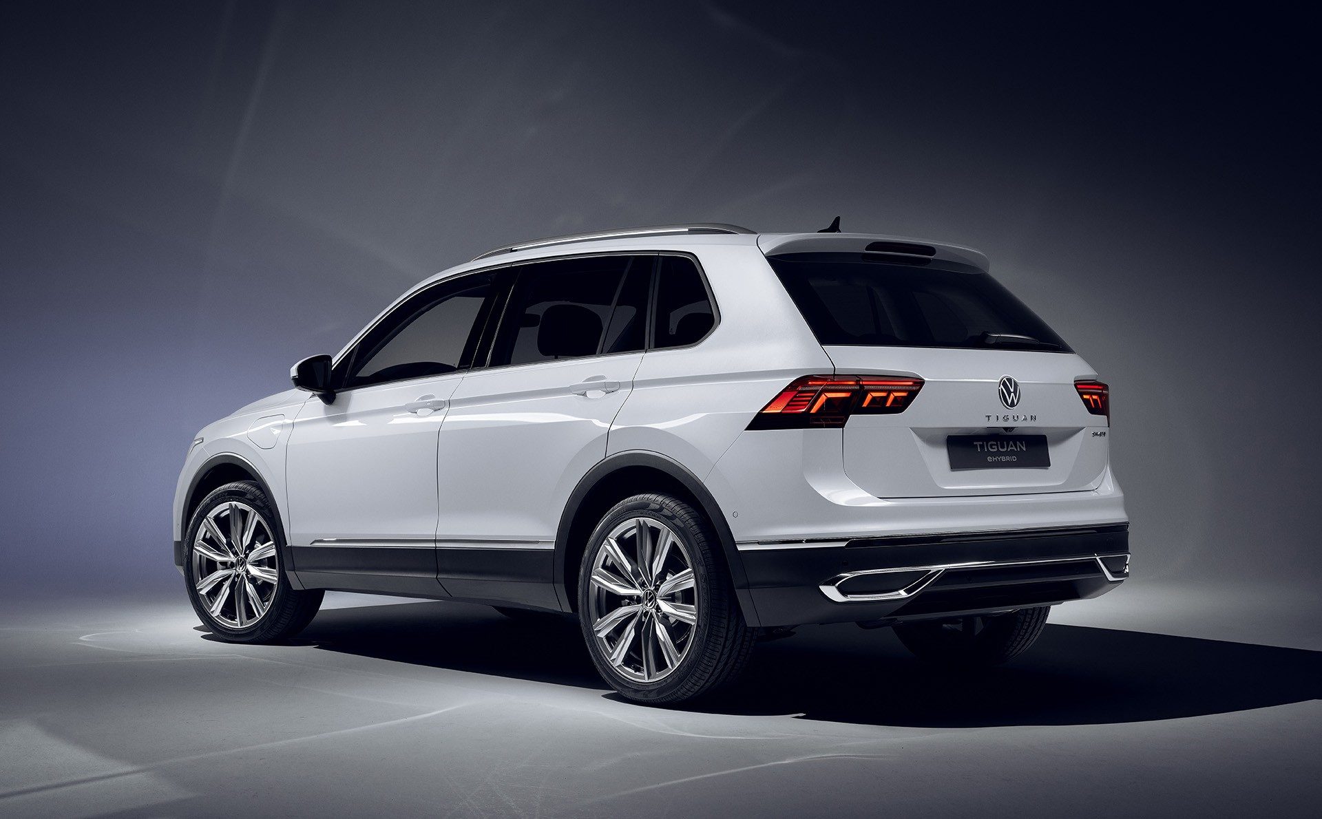 VOLKSWAGEN TIGUAN eHYBRID, foto 2
