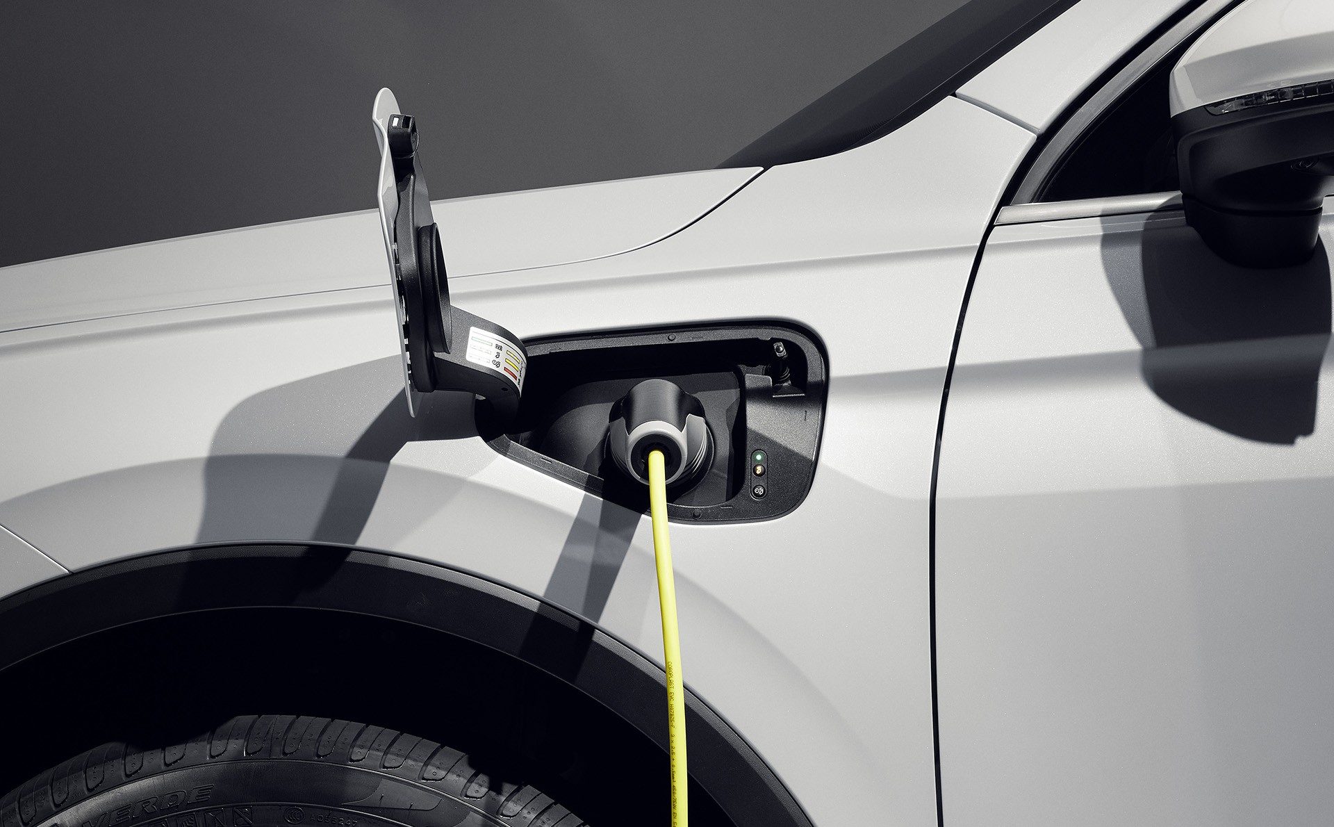VOLKSWAGEN TIGUAN eHYBRID, foto 3