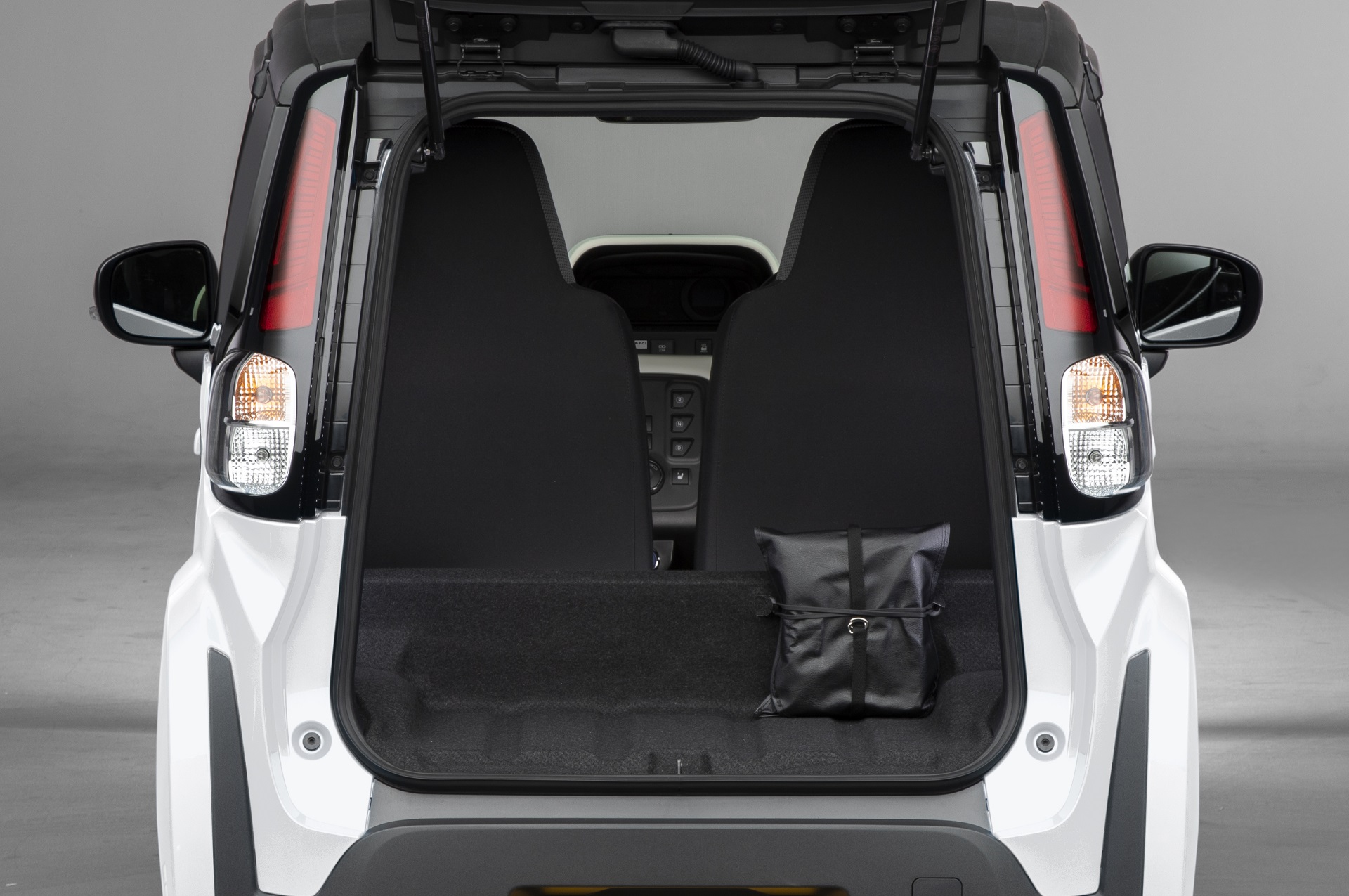 2021 - TOYOTA C PLUS POD, foto 11
