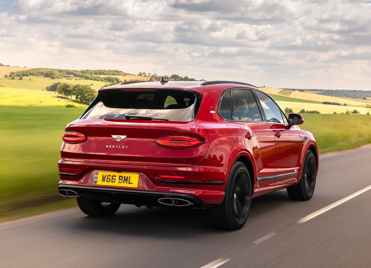 BENTLEY BENTAYGA HYBRID, foto 28